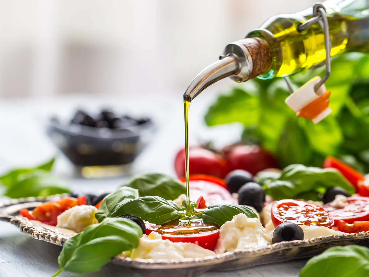 بهترين روغن برای سالاد